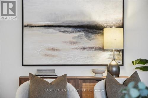 3036 Swansea Drive, Oakville, ON - Indoor