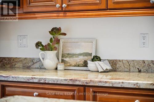 3036 Swansea Drive, Oakville, ON - Indoor