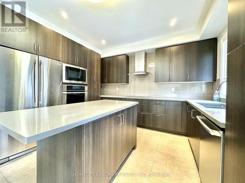87 Village Parkway, Markham, ON - Indoor Photo Showing Kitchen With Stainless Steel Kitchen With Double Sink With Upgraded Kitchen