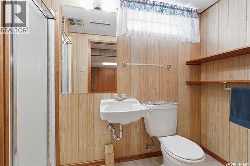 3 Valens Drive, Saskatoon, SK - Indoor Photo Showing Bathroom