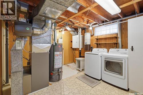 3 Valens Drive, Saskatoon, SK - Indoor Photo Showing Laundry Room
