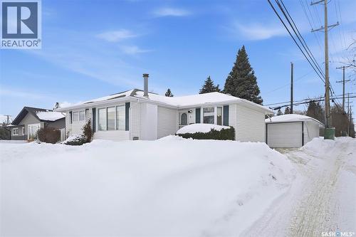 3 Valens Drive, Saskatoon, SK - Outdoor With Facade
