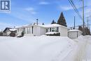 3 Valens Drive, Saskatoon, SK  - Outdoor With Facade 