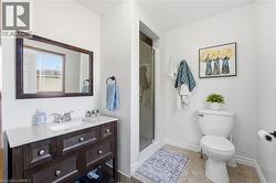 Ensuite Bathroom - 