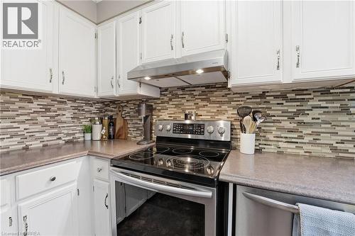 23 Vance Crescent, Waterdown, ON - Indoor Photo Showing Kitchen