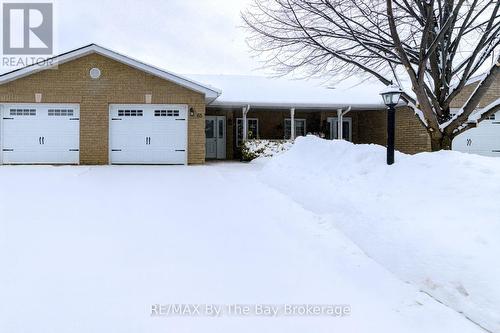 65 Meadow Lane, Wasaga Beach, ON - Outdoor With Facade