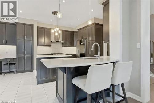 355 Wisteria Way, Oakville, ON - Indoor Photo Showing Other Room