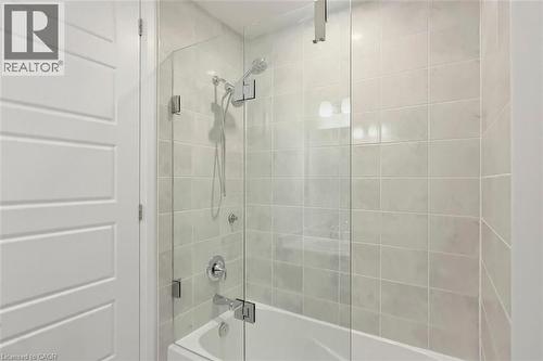 355 Wisteria Way, Oakville, ON - Indoor Photo Showing Bathroom