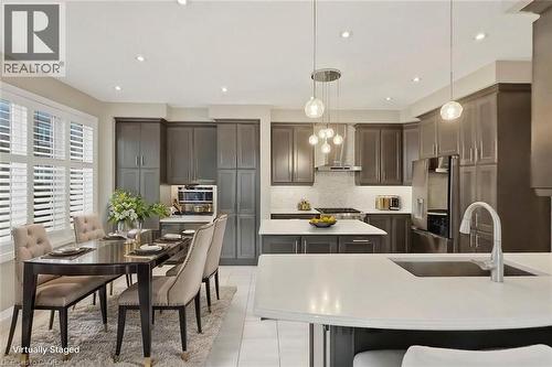 355 Wisteria Way, Oakville, ON - Indoor