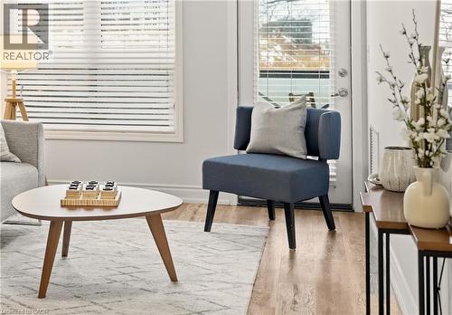 1045 Nadalin Heights Unit# 108, Milton, ON - Indoor