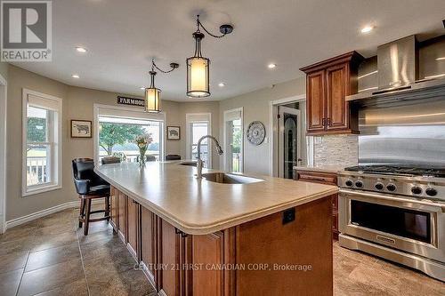157 Wheeler Avenue, Thames Centre, ON - Indoor Photo Showing Kitchen With Upgraded Kitchen