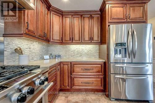 157 Wheeler Avenue, Thames Centre, ON - Indoor Photo Showing Kitchen