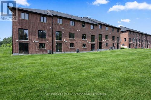 6905 Heathwoods Avenue, London South (South V), ON - Outdoor With Exterior