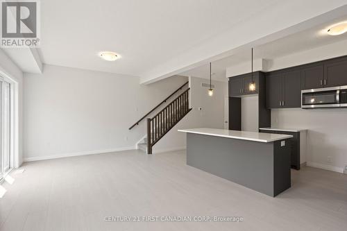 6905 Heathwoods Avenue, London South (South V), ON - Indoor Photo Showing Other Room