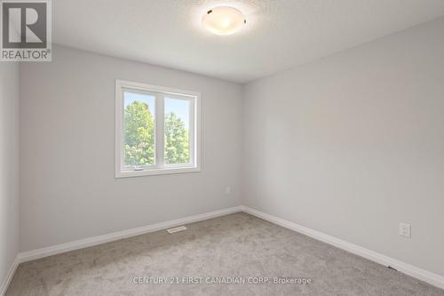 6897 Heathwoods Avenue, London South (South V), ON - Indoor Photo Showing Other Room