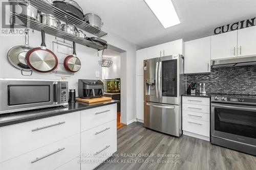 51 - 1803 Lamoureux Drive, Ottawa, ON - Indoor Photo Showing Kitchen