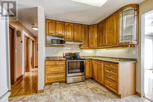 147 Cranbrook Crescent, Sudbury, ON - Indoor Photo Showing Kitchen