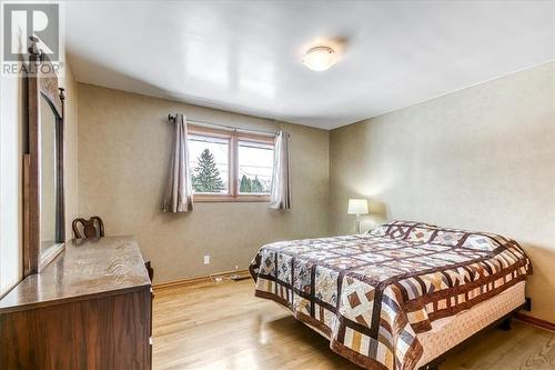 147 Cranbrook Crescent, Sudbury, ON - Indoor Photo Showing Bedroom