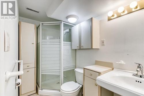 147 Cranbrook Crescent, Sudbury, ON - Indoor Photo Showing Bathroom