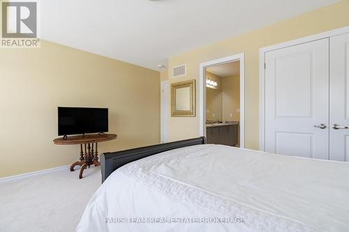 1041 Wickham Road, Innisfil, ON - Indoor Photo Showing Bedroom