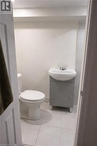 940 Barton Street E, Hamilton, ON 