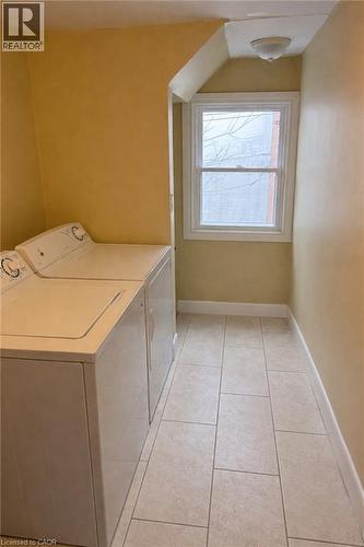 940 Barton Street E, Hamilton, ON 