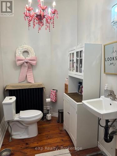 16 Peter Street S, South Bruce, ON - Indoor Photo Showing Bathroom