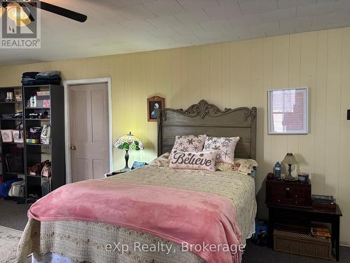 16 Peter Street S, South Bruce, ON - Indoor Photo Showing Bedroom