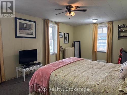 16 Peter Street S, South Bruce, ON - Indoor Photo Showing Bedroom