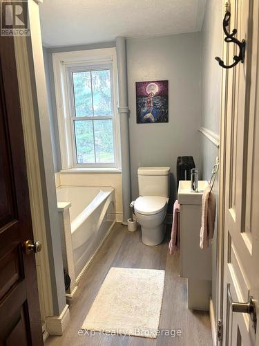 16 Peter Street S, South Bruce, ON - Indoor Photo Showing Bathroom