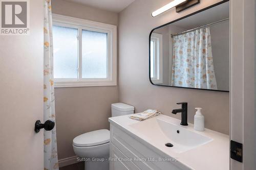 4 pc Bath Upper Level - 12 - 91 Avonwood Drive, Stratford, ON - Indoor Photo Showing Bathroom