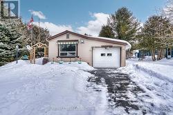 54 FIRST AVENUE  Wellington North, ON N0G 1A0