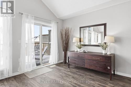 617 Clancy Crescent, Peterborough (Otonabee Ward 1), ON - Indoor