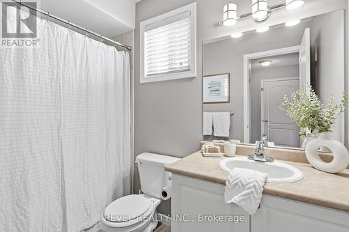 617 Clancy Crescent, Peterborough (Otonabee Ward 1), ON - Indoor Photo Showing Bathroom
