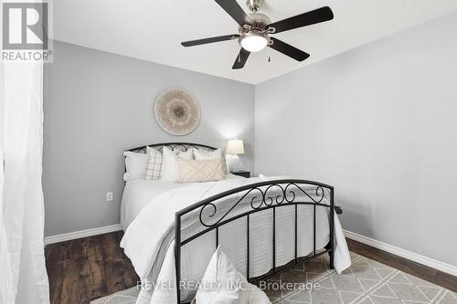 617 Clancy Crescent, Peterborough (Otonabee Ward 1), ON - Indoor Photo Showing Bedroom