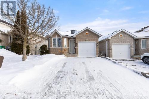 617 Clancy Crescent, Peterborough (Otonabee Ward 1), ON - Outdoor With Facade