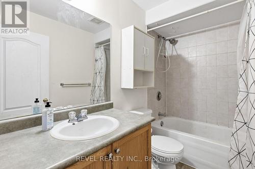 617 Clancy Crescent, Peterborough (Otonabee Ward 1), ON - Indoor Photo Showing Bathroom