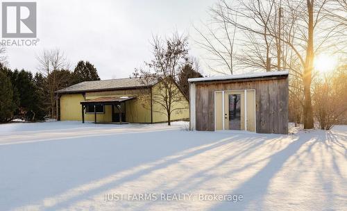 612 Trillium Drive, Southwest Middlesex, ON - Outdoor