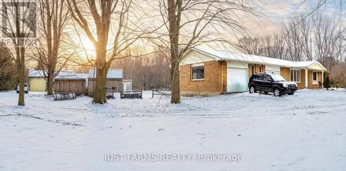 612 Trillium Drive, Southwest Middlesex, ON - Outdoor