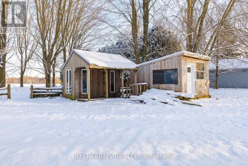 612 Trillium Drive, Southwest Middlesex, ON - Outdoor