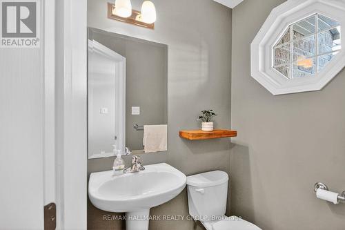 main floor powder room. - 457 Barrick Hill Road, Ottawa, ON - Indoor Photo Showing Bathroom