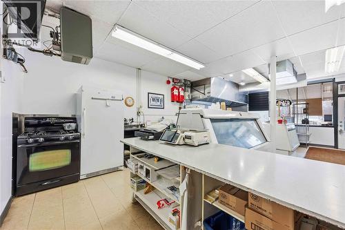 140 East Street North, Sarnia, ON 