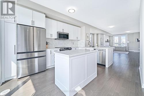 1 Clarington Boulevard, Clarington, ON - Indoor Photo Showing Kitchen With Stainless Steel Kitchen
