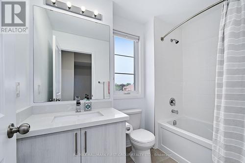 1 Clarington Boulevard, Clarington, ON - Indoor Photo Showing Bathroom