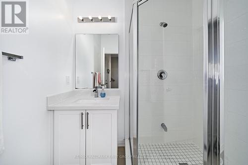 1 Clarington Boulevard, Clarington, ON - Indoor Photo Showing Bathroom