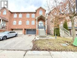 69 GAIL PARKS CRESCENT Newmarket, ON L3X 3B9