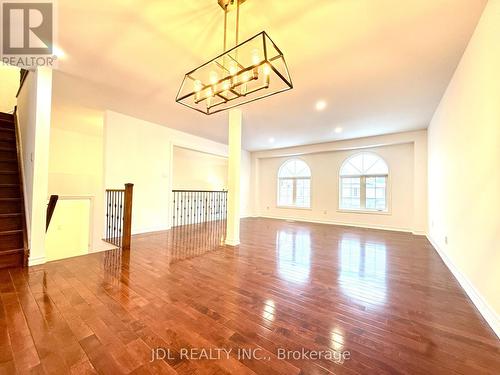 69 Gail Parks Crescent, Newmarket, ON - Indoor Photo Showing Other Room