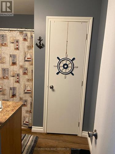 50 - 33 Pitt Street, Bayham, ON - Indoor Photo Showing Bathroom