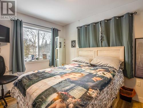 In-Law Suite Bedroom 2 - 839 Dufferin Street, Woodstock (Woodstock - South), ON - Indoor Photo Showing Bedroom