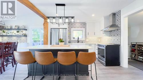 54 Waterloo Street, West Perth (Mitchell), ON - Indoor